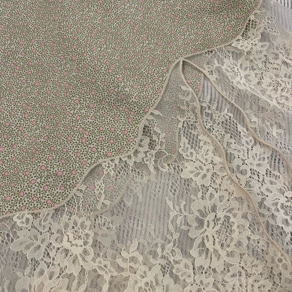 Aritzia Wilfred Sonnet Satin Lace Slip Skirt - Picture 3 of 8